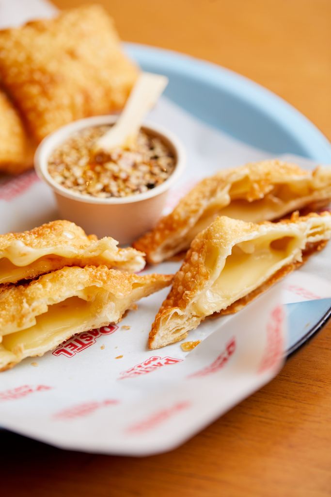 Mini Pasteis de queijo brie