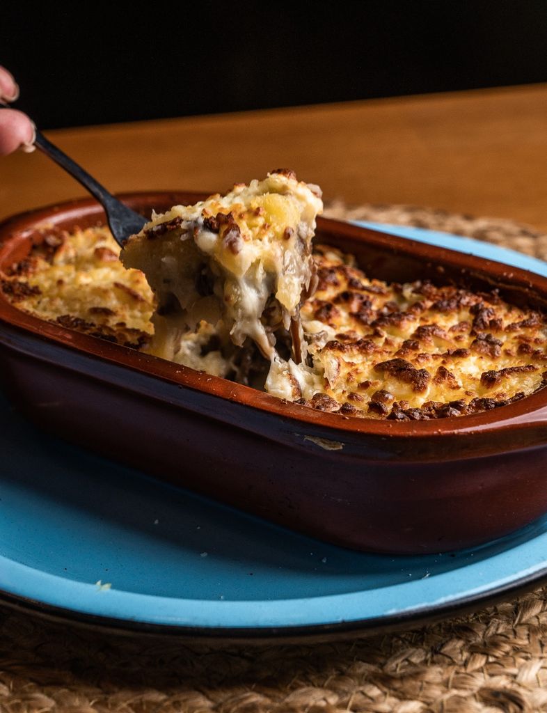 ESCONDIDINHO DE CARNE DE SOL