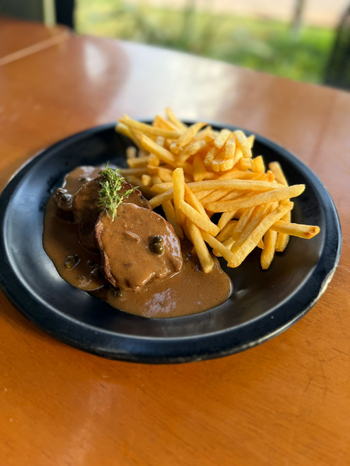 WhatsApp Image 2025-12-12 at 14.37.47 (1)